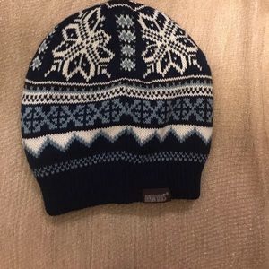 Muk Luks Reversible Winter Beanie!